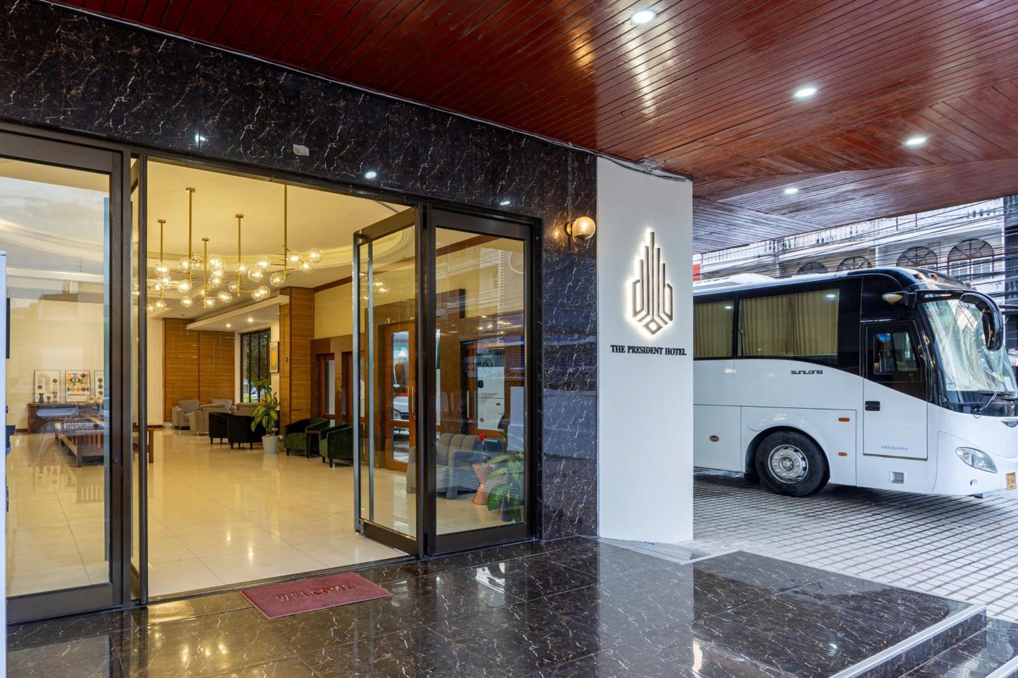 The President Hotel At Chokchai 4 Bangkok Extérieur photo